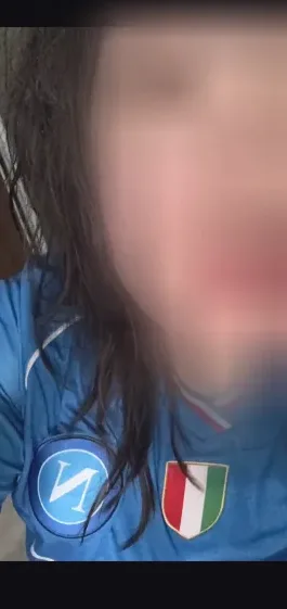 Anneke, 23