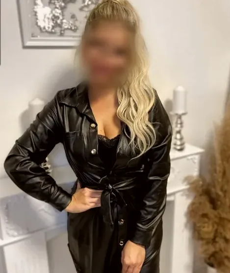 Marloes, 35