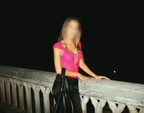 Naima, 33