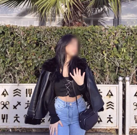 Nienke, 19