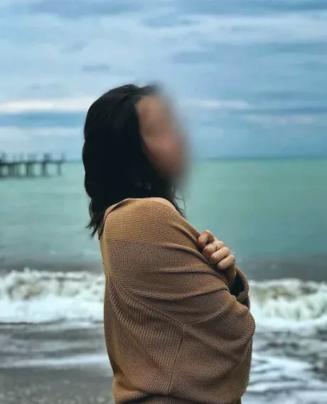 Priscilla, 35