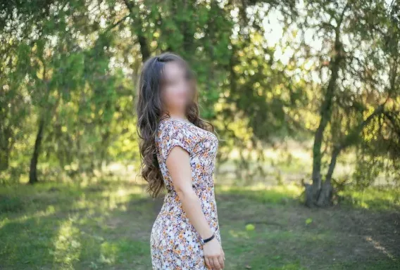 Sabine, 39