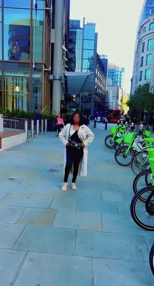 Sofie, 33