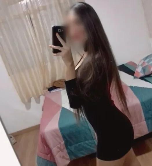 Yasmin, 31