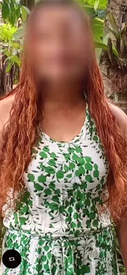 Yasmin, 40